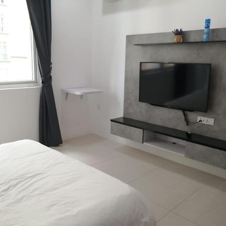 Cozzzy Hut @ Riverine Diamond Κουτσίνγκ Εξωτερικό φωτογραφία